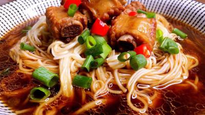 成都餐飲培訓(xùn)學(xué)校排名，排骨面食技術(shù)培訓(xùn)哪里正宗？