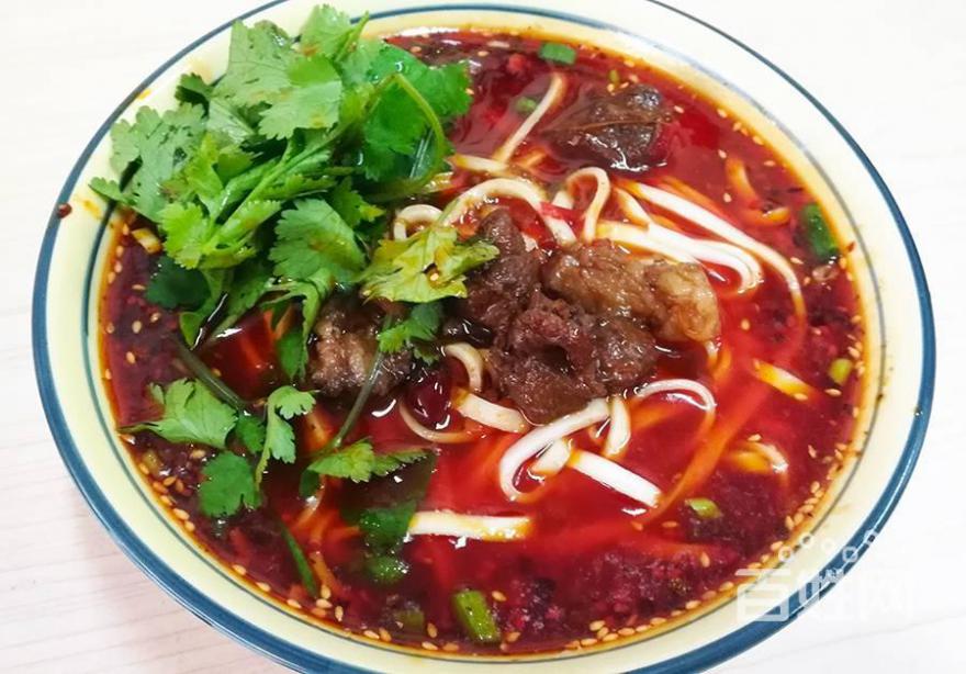 學做小吃培訓要多少錢？培訓小吃學校好不好？