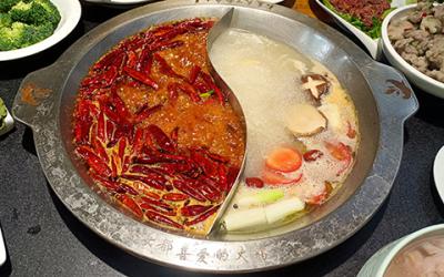 專業(yè)火鍋炒料學(xué)習(xí)哪里技術(shù)過(guò)硬？專業(yè)火鍋底料技術(shù)培訓(xùn)