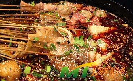 成都串串香培訓(xùn)班哪家好？培訓(xùn)成都串串冒菜多少錢？