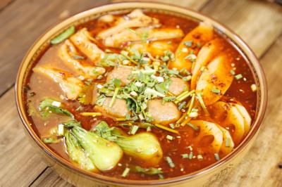 如何選擇一家好的冒菜培訓(xùn)中心？飄味緣冒菜技術(shù)培訓(xùn)中心