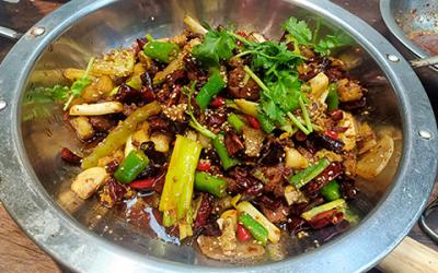 麻辣干鍋培訓多少錢？   麻辣干鍋培訓多少錢？