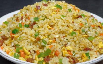 街邊炒飯技術(shù)培訓(xùn)哪家好？探訪(fǎng)飄味緣培訓(xùn)學(xué)校